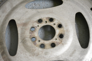  Clutch flywheel 