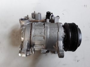  Air conditioner compressor 