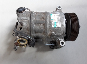  Air conditioner compressor 