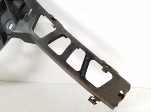  Rear bumper bracket 