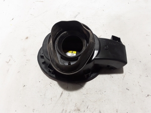  Fuel filler cap 