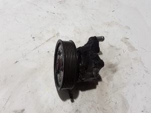  Power steering pump 