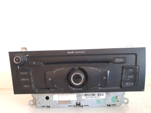  Radio / CD-Player / DVD-Player / Navigation 