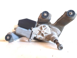  Rear wiper motor 