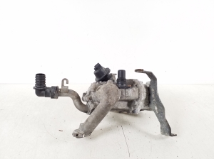  EGR valve 