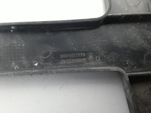  Rear bumper bracket 