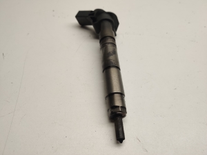  Fuel injector 