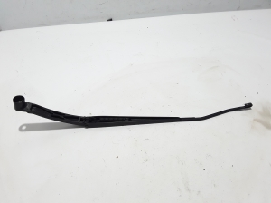  Windshield wiper blade 