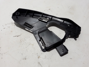  Front bumper bracket 