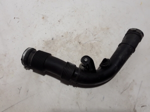  Air intake hose 