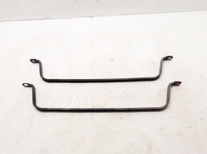  Fuel tank holder 