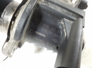  EGR valve 