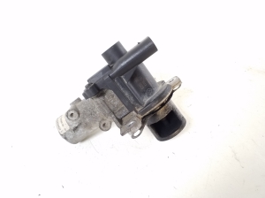  EGR valve 