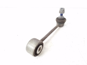  Rear stabilizer link 