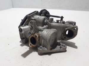  EGR valve 