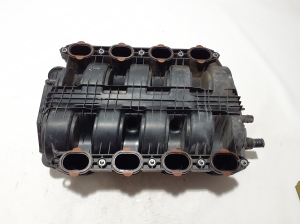  Intake manifold 