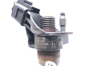  Fuel injector 