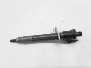  Fuel injector 