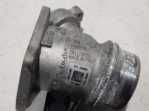  Accelerator valve 