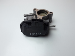  EGR valve 