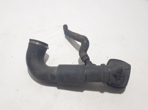  Air intake hose 