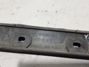  Rear bumper bracket 