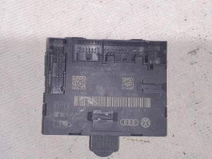  Front door control unit 