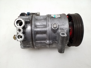  Air conditioner compressor 