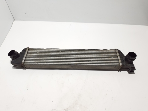  Starpdzesētāja radiators 