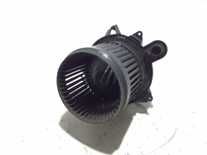  Cabin shoulder motor 