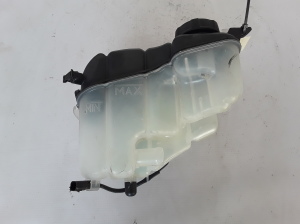  Tank for coolant 