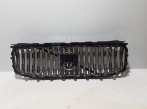  Grille avant 