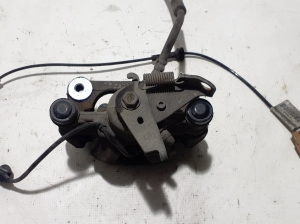  Bremssattel hinten 