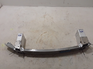  Front bumper beam 