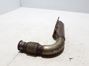  Exhaust manifold 