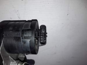  EGR valve 