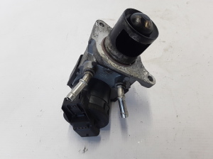  EGR valve 