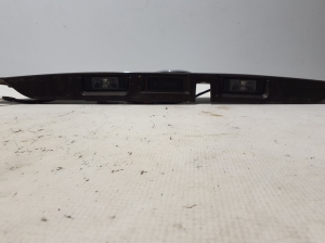  Trunk lid strap 