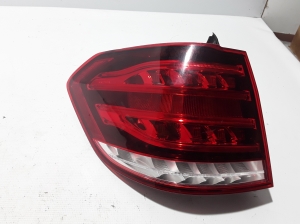  Rear corner lamp 