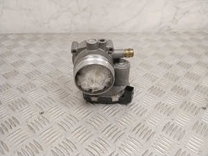  Accelerator valve 