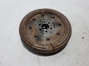  Clutch flywheel 