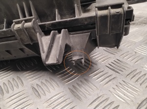  Air filter housing 