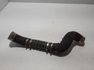  Intercooler hose 