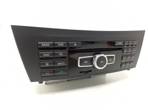  Radio / CD-Player / DVD-Player / Navigation 