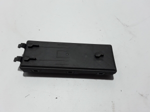  Trunk lid control module 