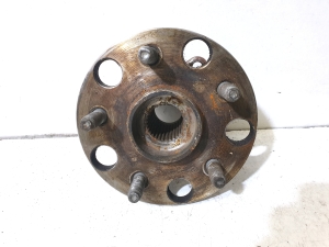  Rear hub 