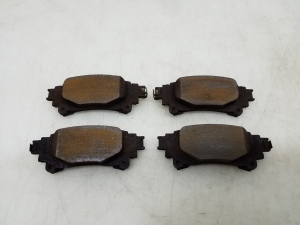  Rear brake pads 