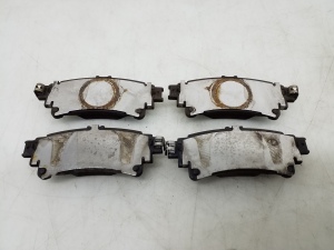  Rear brake pads 