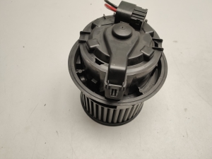  Cabin shoulder motor 