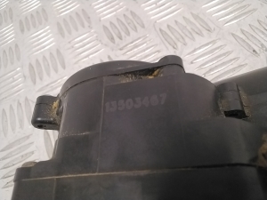  Trunk lid lock 